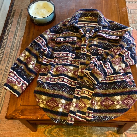 Oversized Fluffy Flannel Jacket - Picture 2 of 5